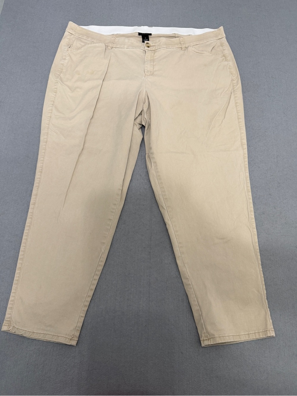 Women’s Lane Bryant Khaki Chino Pants Size 24 Plus Size